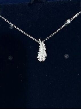 Swarovski Silver Crystal naughty Feather Pendant Necklace